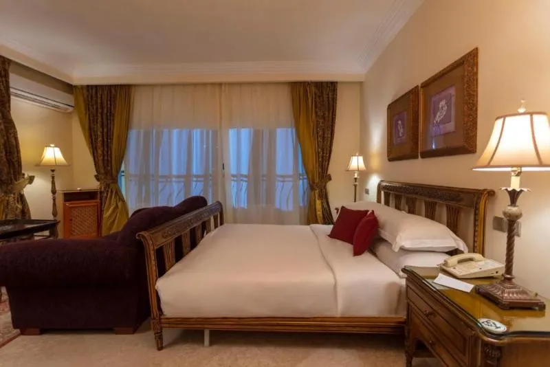 Royal Savoy Villas - Image 1
