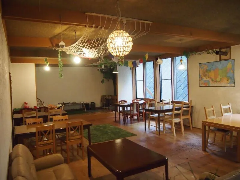 Lakeside Guest House Hostel Jil - Image 1