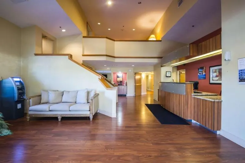 Motel 6 Indianapolis Airport - Image 1
