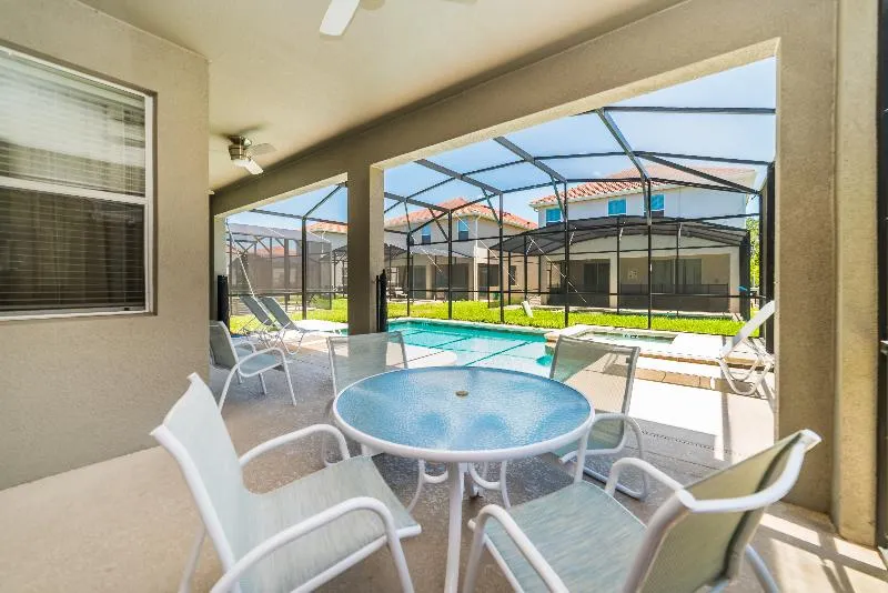 Paradise Palms Resort Homes and Townhomes - Image 1