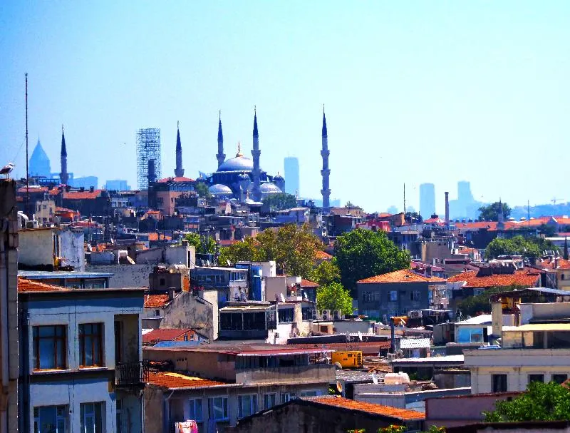 Premium Hotel Oldcity - Image 1