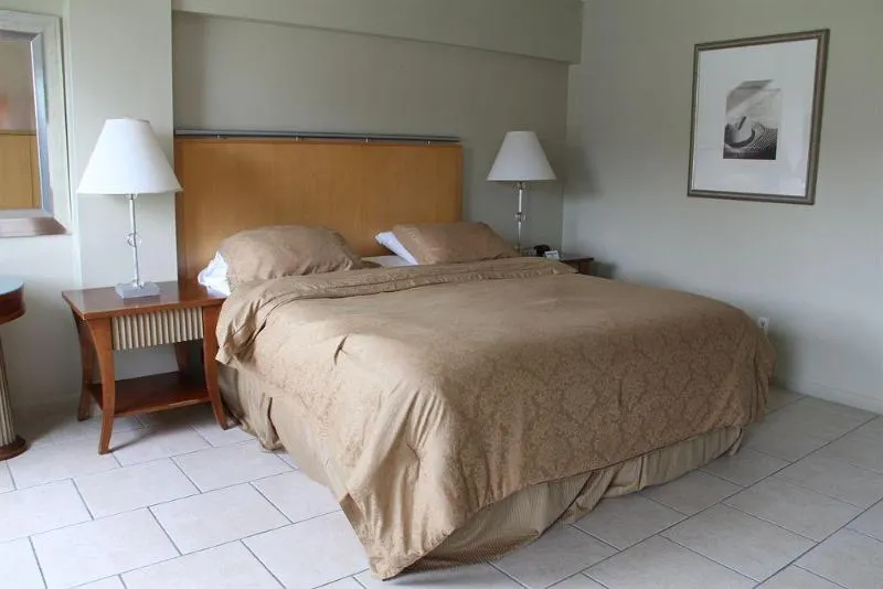 Seabonay Beach Resort - Image 1