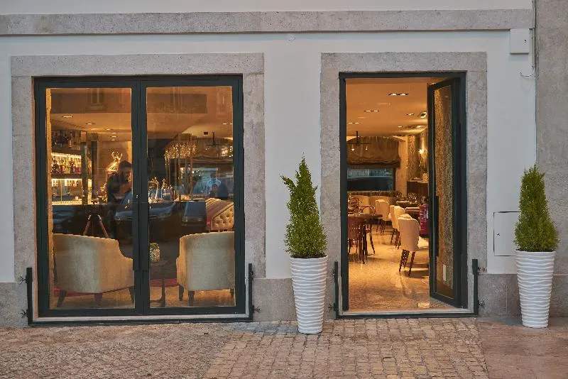 O Artista Boutique Apartments - Image 1