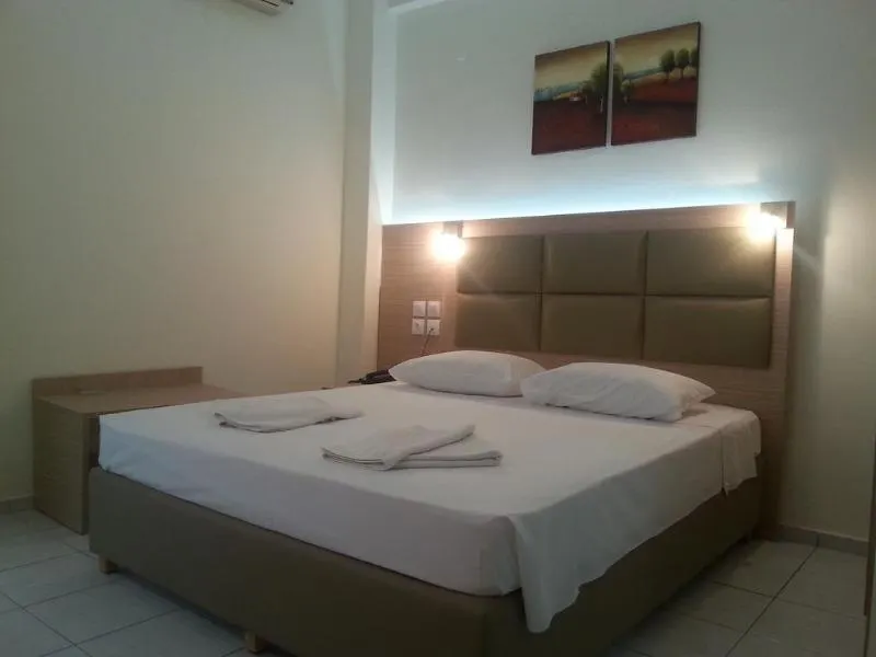 Miro Sun Boutique - Image 1