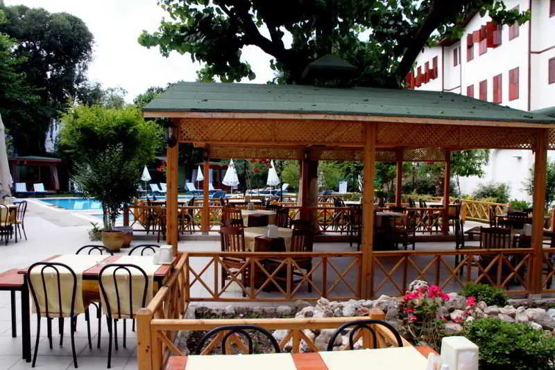 Idyros Otel - Image 1
