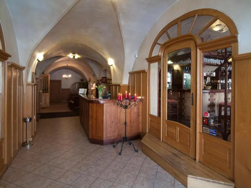 Hotel & Caffe Silesia - Image 1