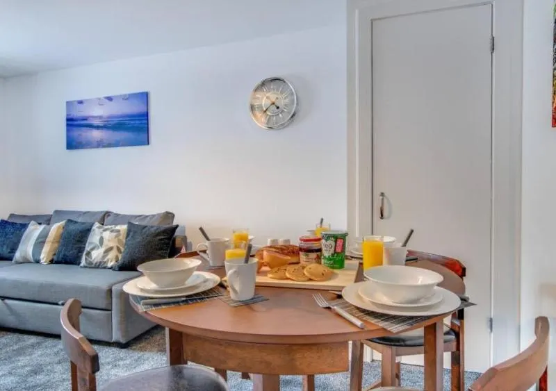 Apartments in Skinningrove - Image 1