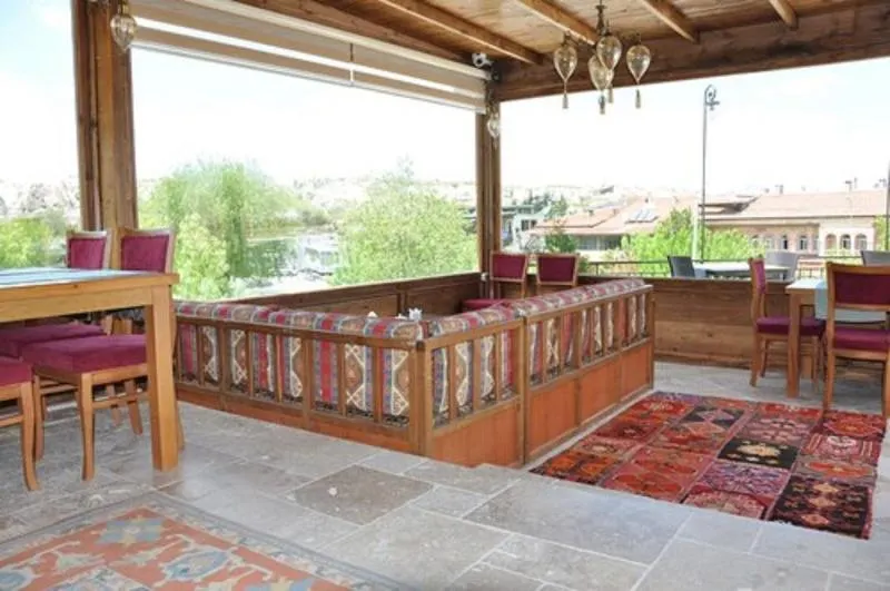 Blue Moon Cave Hotel - Image 1