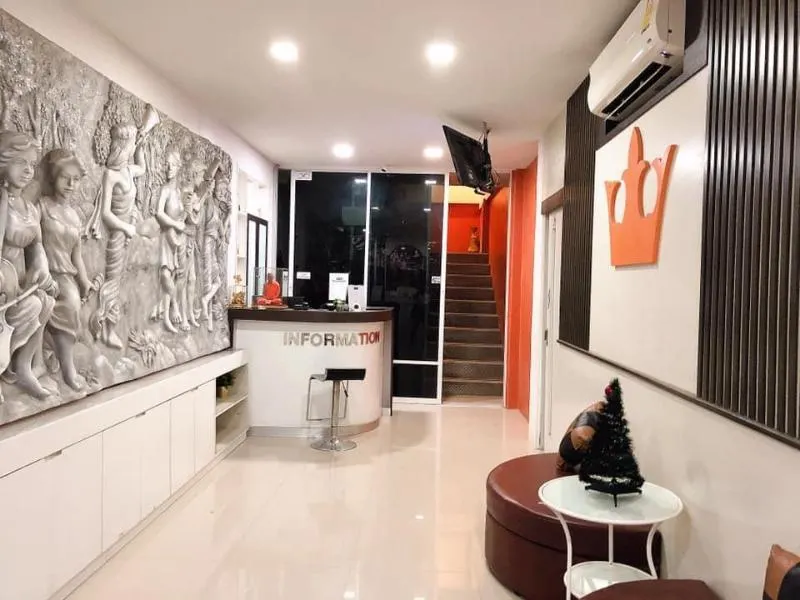 Majestic View Hotel - Image 1