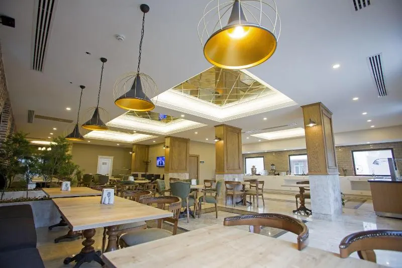 Aktug Hotel - Image 1