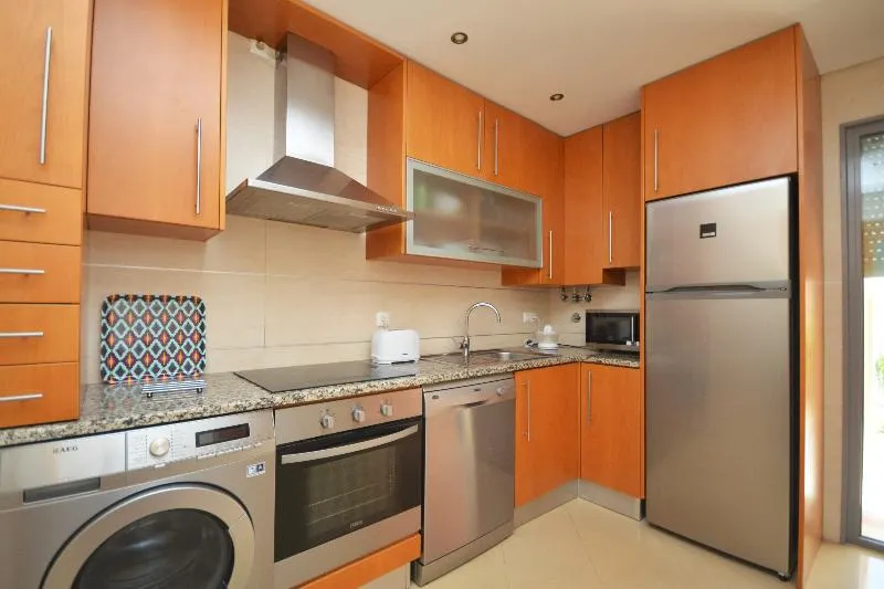 Millennium Golf Residences - Image 1