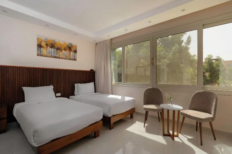 Lotus Inn - Image 1