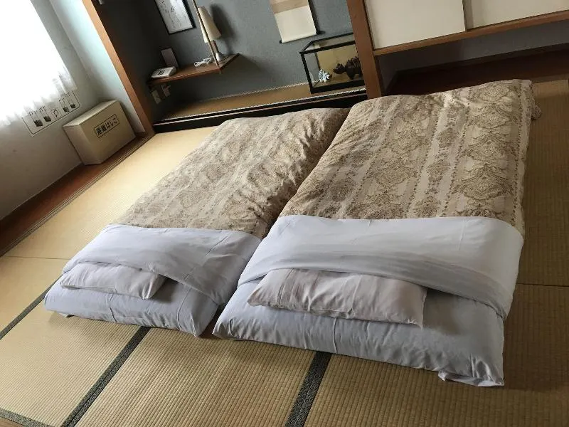 Hotel Heart Inn - Image 1
