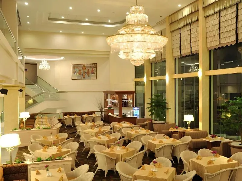 Grand Mutiara Hotel - Image 1