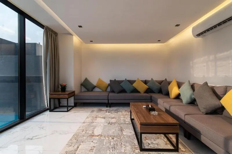 Q Resort - Image 1