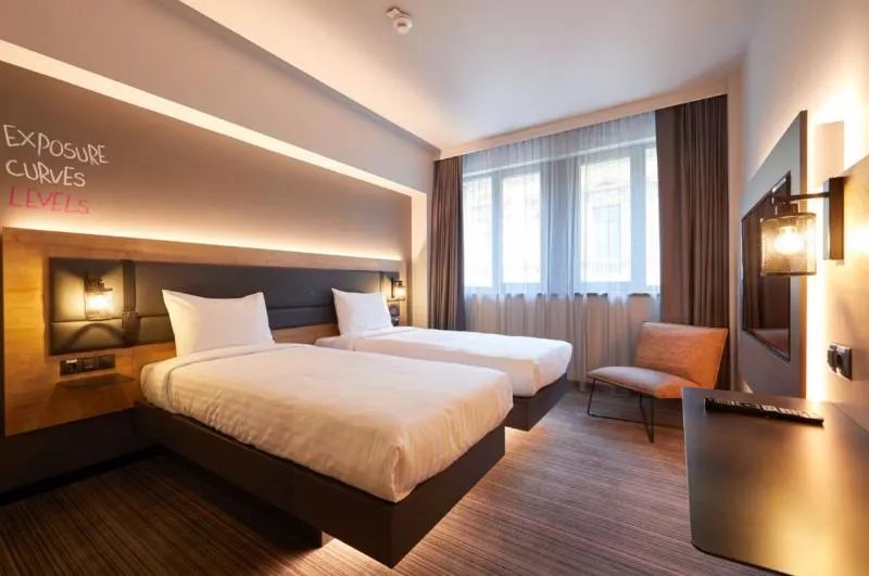 Moxy Bucharest Old Town - Image 1