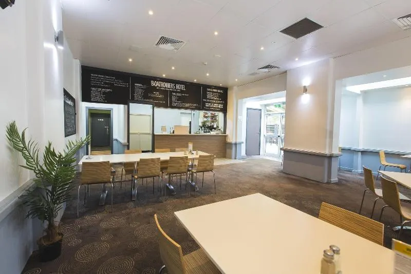 The Boatrowers Hotel - Image 1