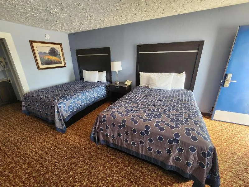 Carthage Inn - Image 1