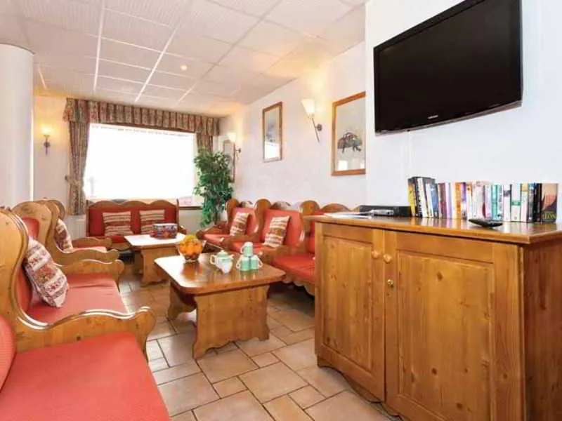 Hotel Les Bruyères - Image 1