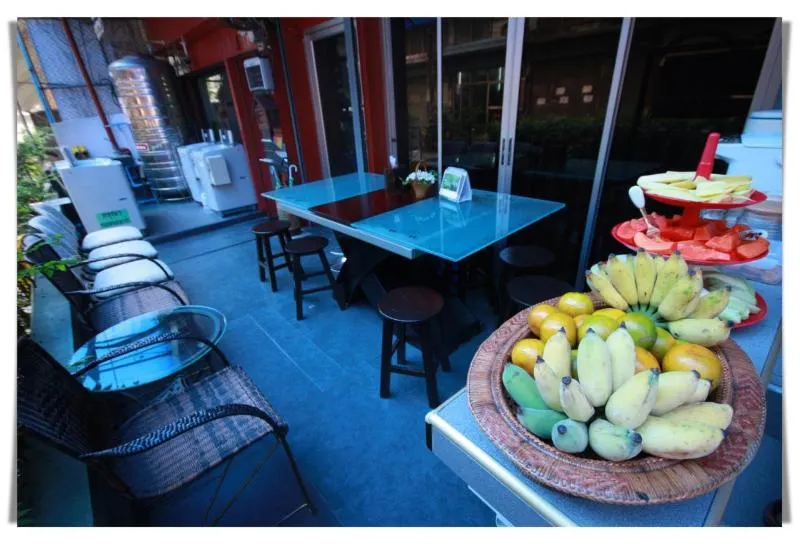 Khun Noy Apartment - Image 1