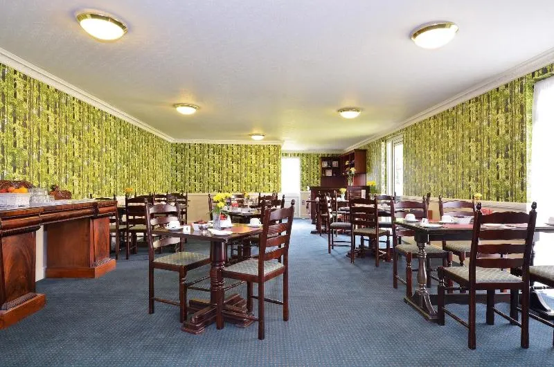 Hillgrove Accommodation - Image 1