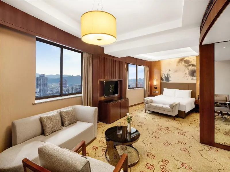 Sofitel Jinan Silver Plaza - Image 1