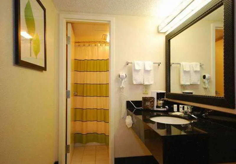 Fairfield Inn Boston Dedham - Image 1