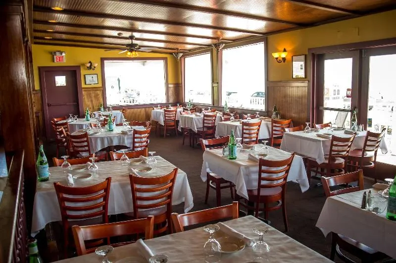 Ocean Rose Inn - Image 1