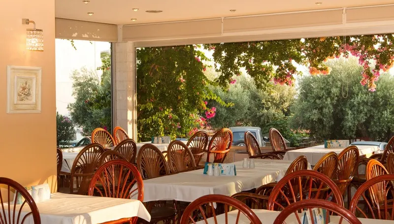 Xenios Loutra Village Beach Hotel - Image 1