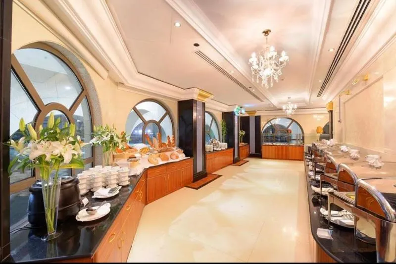 Jewar Al Saqefah Hotel - Image 1