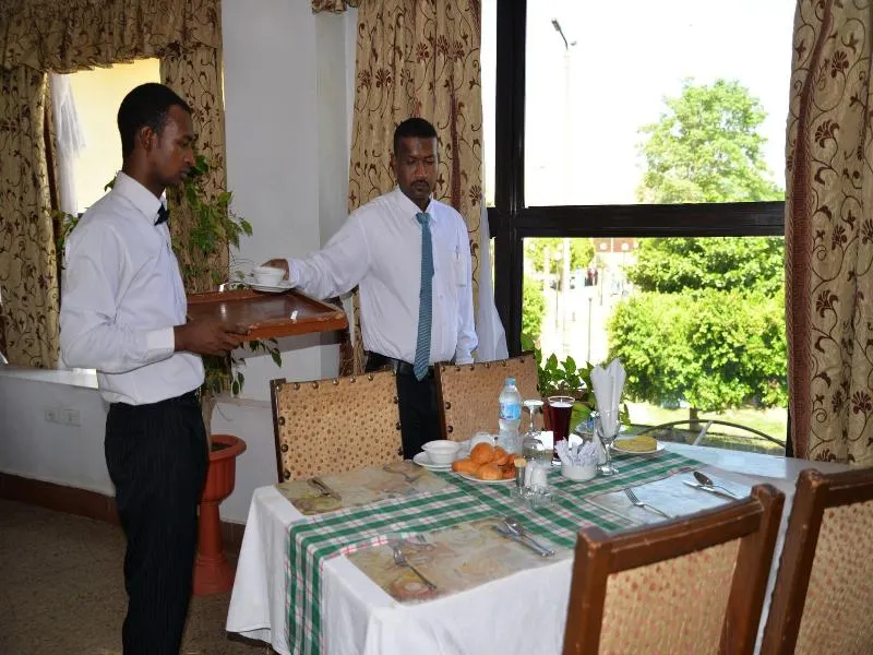 Marhaba Palace Hotel - Image 1