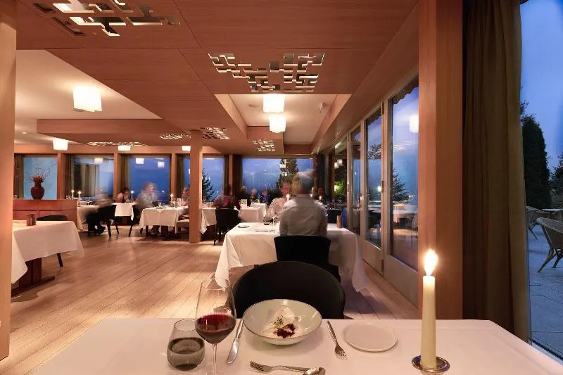Parkhotel Bellevue - Image 1