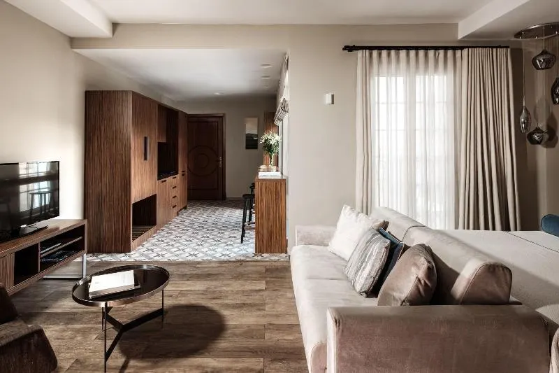 Palazzo Jean Parisot Boutique Suites - Image 1