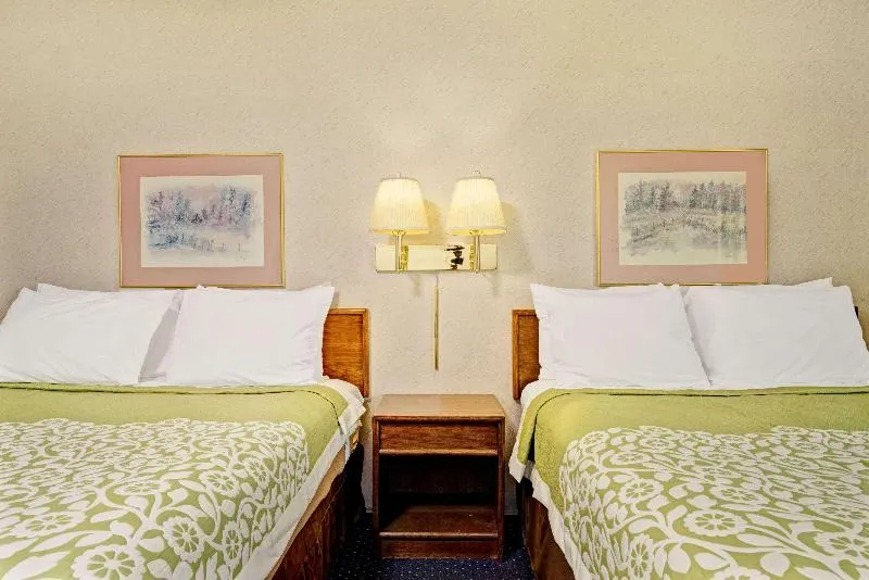 Days Inn by Wyndham Monticello - Image 1