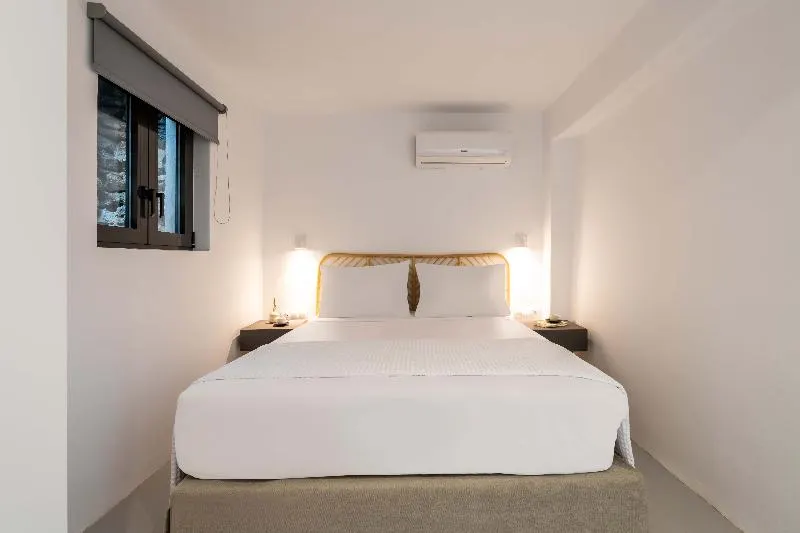 Aura Villas Tinos - Image 1