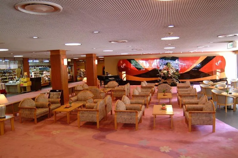 Yunohana Onsen Omotenashinoyado Keizankaku Hotel - Image 1
