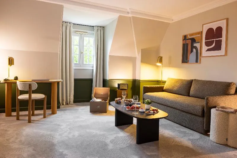 Hostellerie La Briqueterie - Image 1