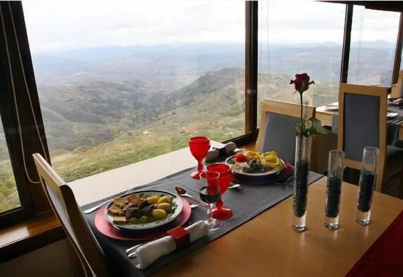 Oca Douro Valley Hotel & Spa - Image 1