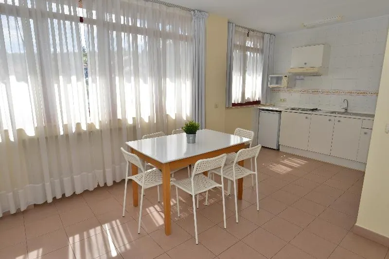 Marina - Image 1