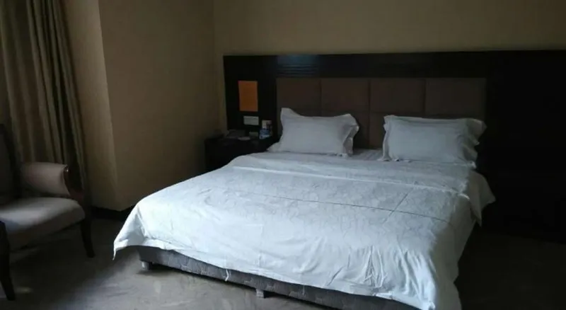 De Sense Hotel Guangdong - Image 1