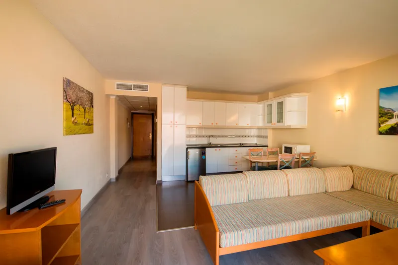 Apartamentos Helios Mallorca - Image 1