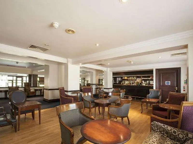 Travelodge Bath Waterside - Image 1