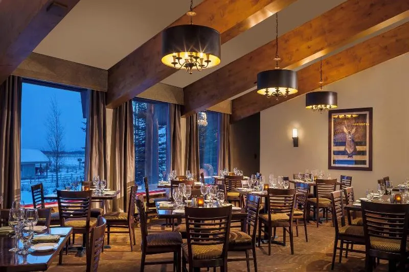 Snake River Lodge & Spa - Image 1