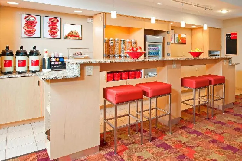 TownePlace Suites Bloomington - Image 1