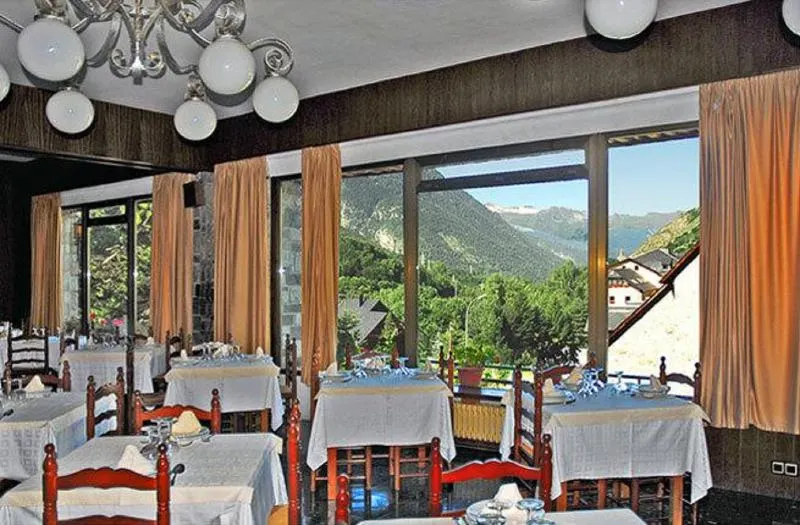 Hotel Garona - Image 1