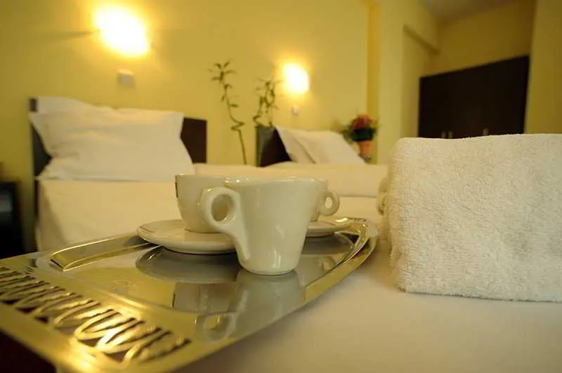 Hotel Alexander - Image 1