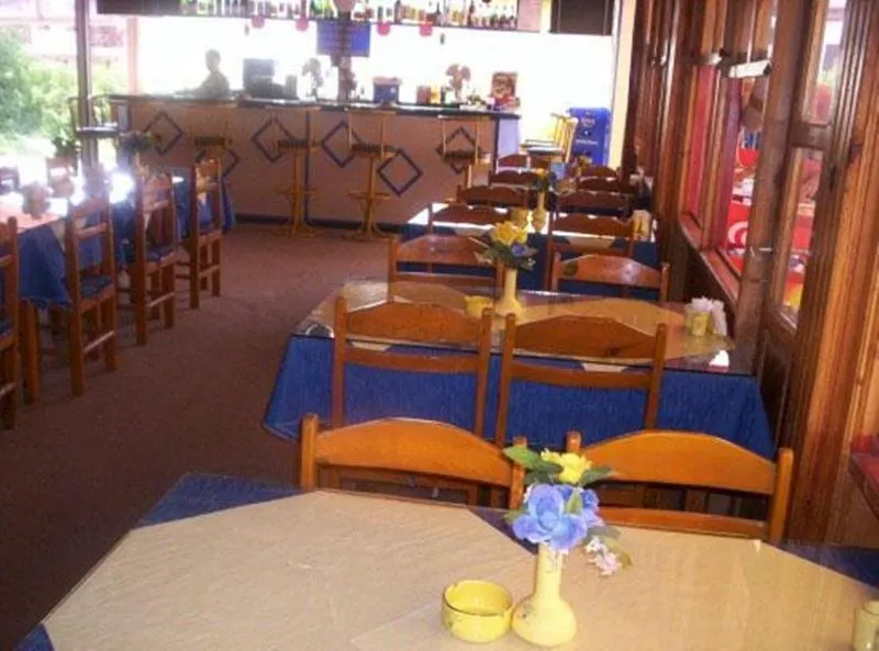 Happy Nur Hotel - Image 1
