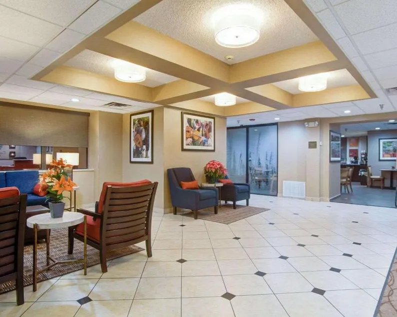 Comfort Inn Muskogee Near Medical Center - Image 1