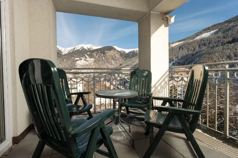 Mondi Holiday Bellvue - Image 1