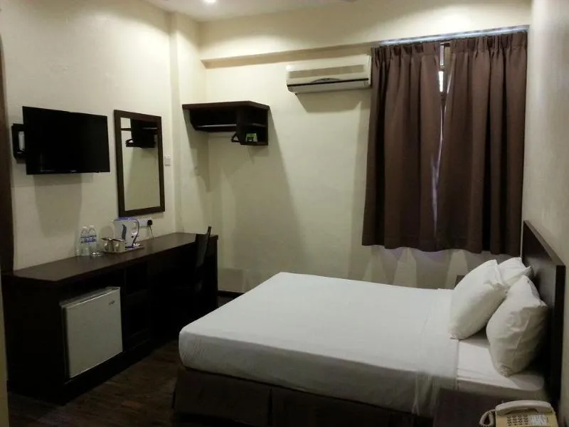 GoodHope Hotel Kelawei Penang - Image 1